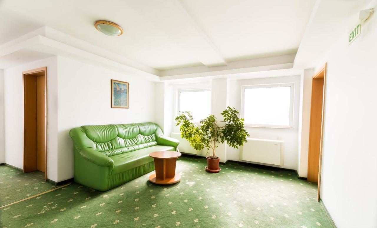 Hotel Atlantis Tulcea Eksteriør billede