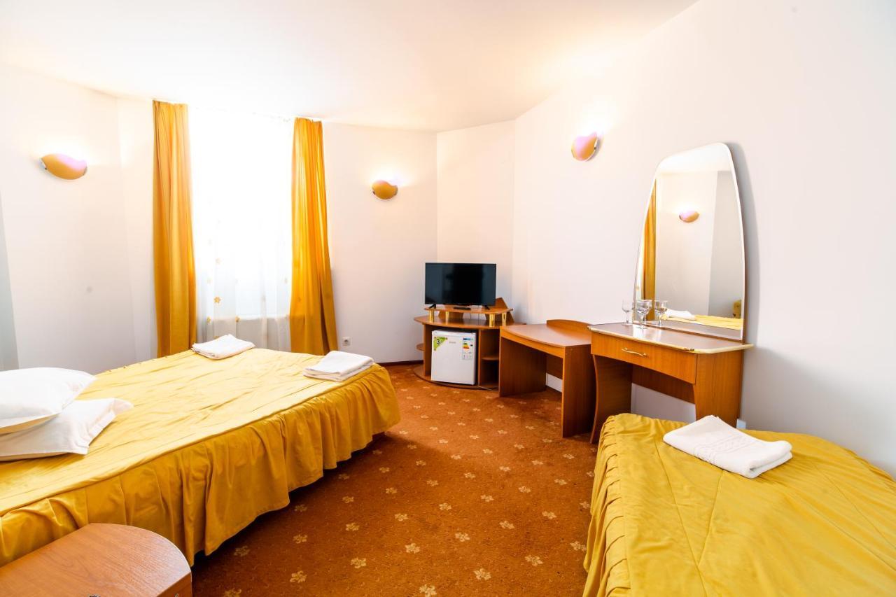 Hotel Atlantis Tulcea Eksteriør billede