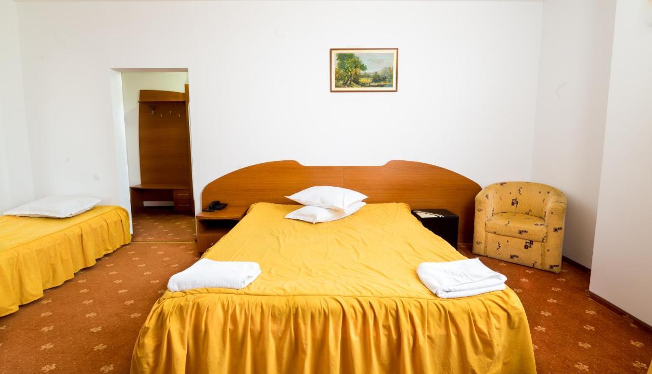 Hotel Atlantis Tulcea Eksteriør billede