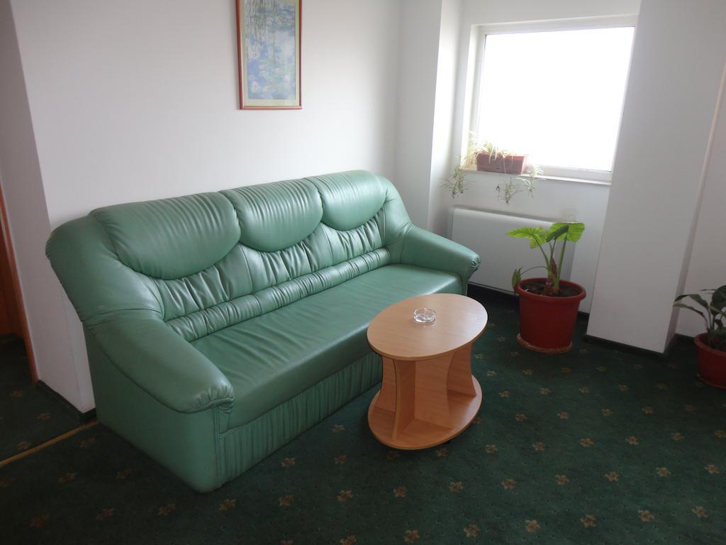 Hotel Atlantis Tulcea Eksteriør billede